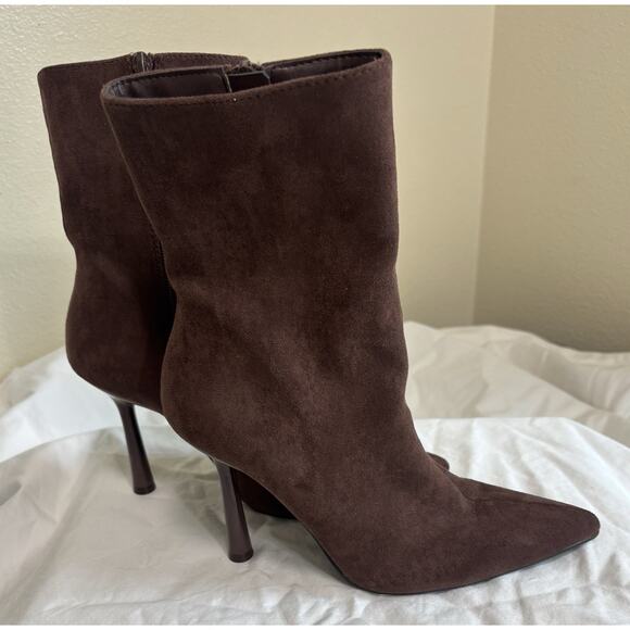 FOREVER 21 Shoes - New Forever 21 Size 7 Chocolate Brown Faux Suede Pointed Toe Ankle Booties Boots